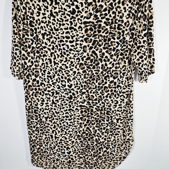 Leopard Print‎ Women's Top - Picture 4 of 4